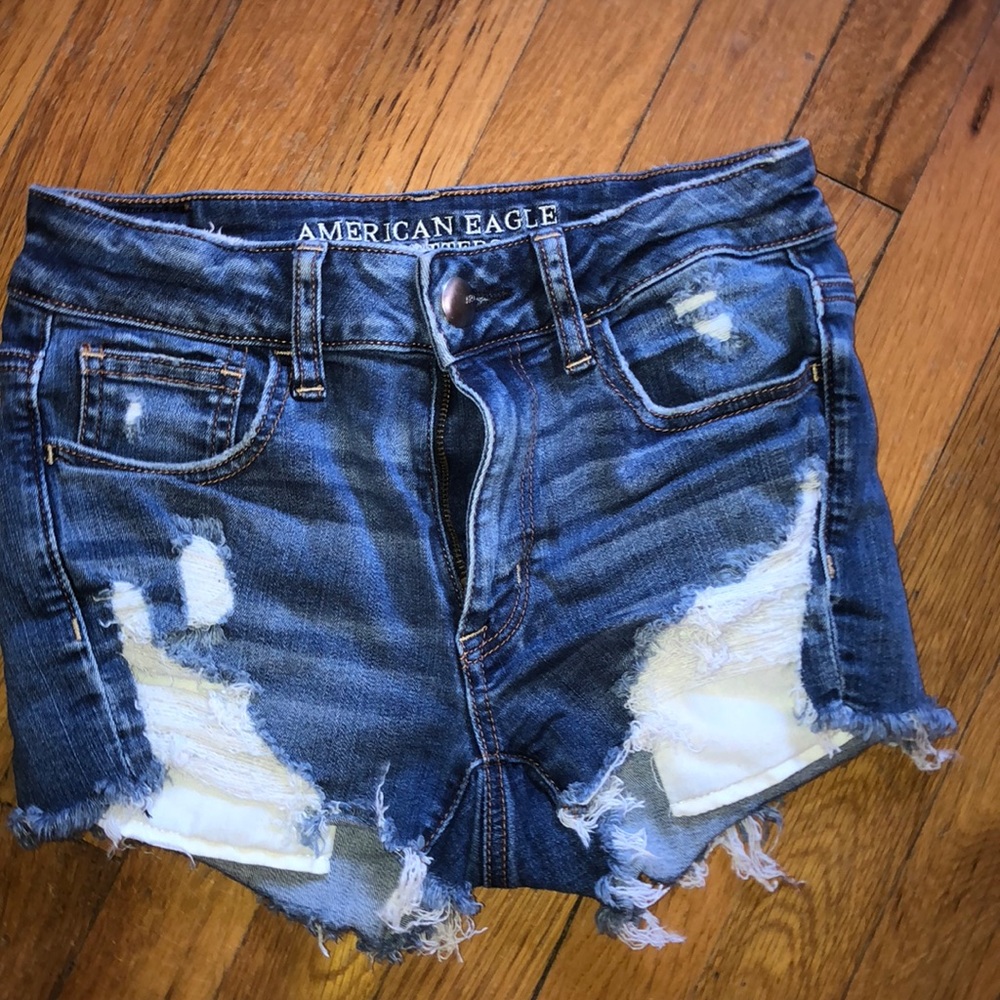 🌸American Eagle High-Rised Shorties🌸